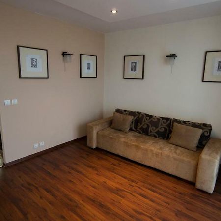Mieszkanie Na 10 Pietrze Apartment เชียซึน ภายนอก รูปภาพ